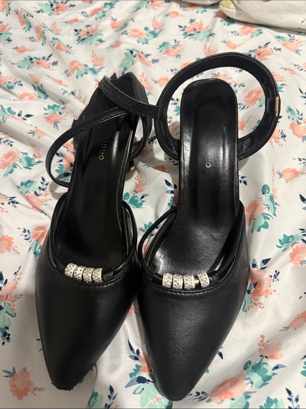 SHEIN Black Pointed Slingback Heels with Rhinestone Detail